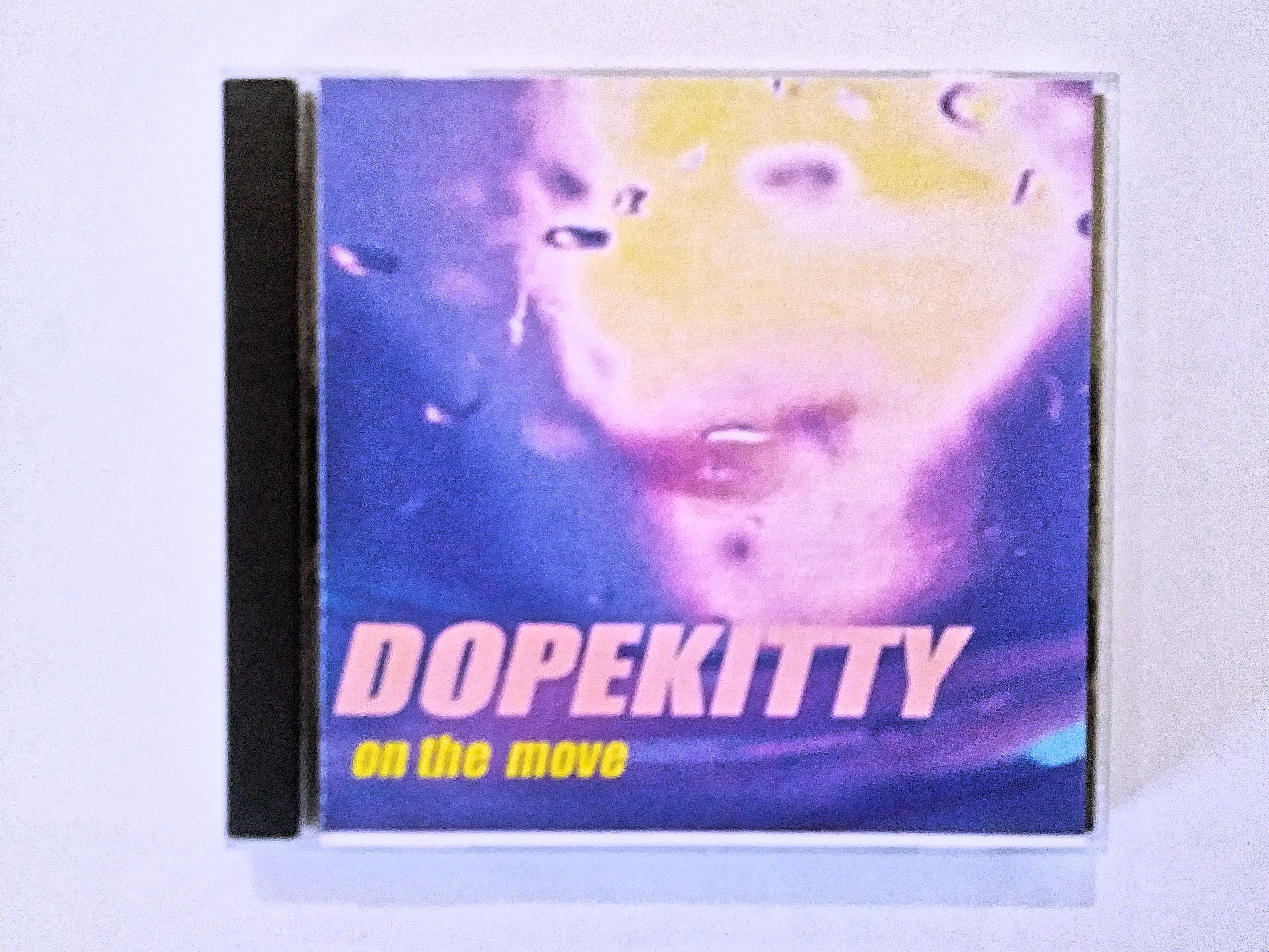 Dopekitty — On The Move